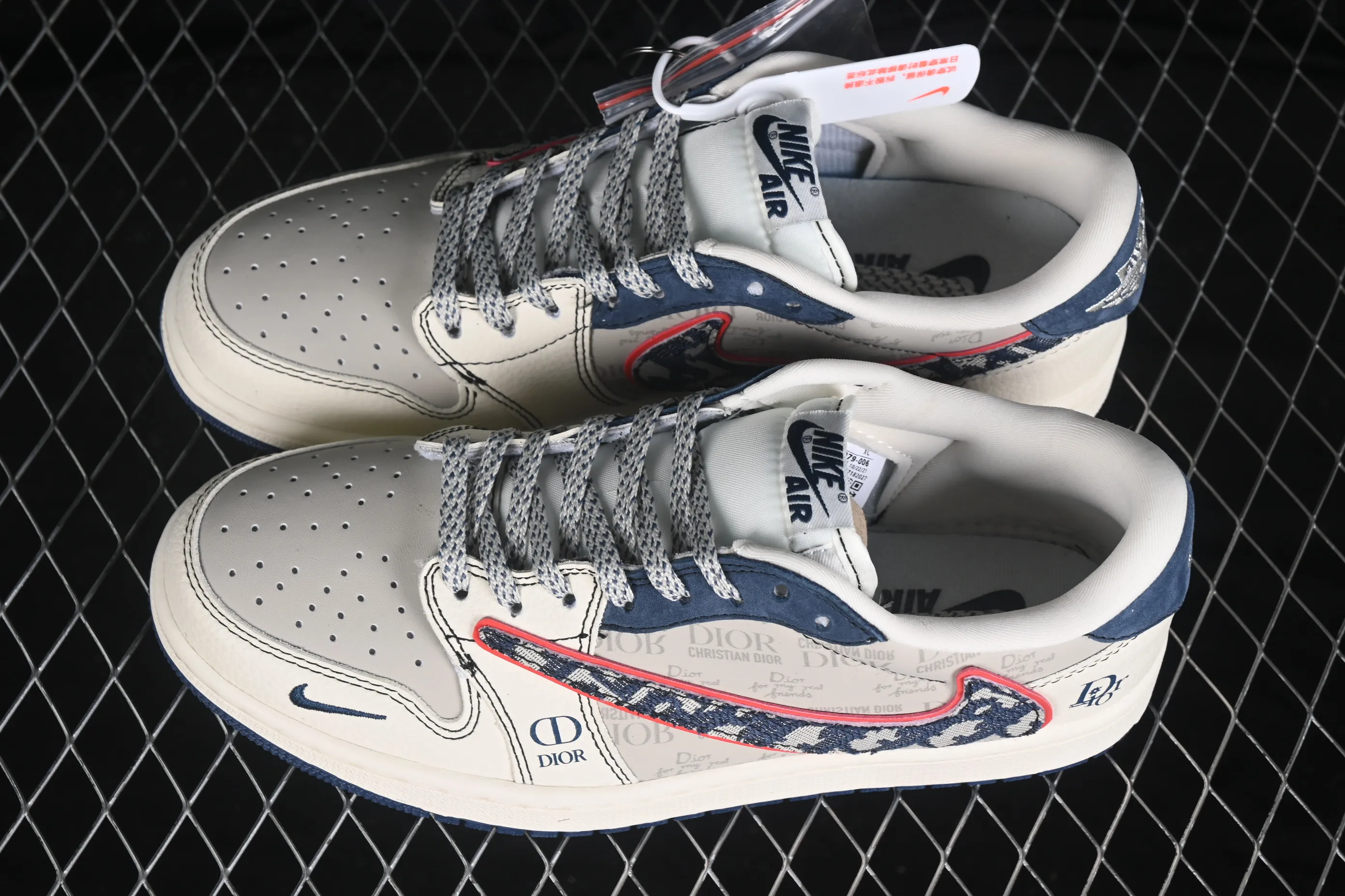 All categories Air Jordan Jordan series basketball shoes Air Jordan 1 Low high-end customized low-top sneakers Travis Scott x Fragment Design x Air Jordan 1 Low OG SP AJ1 Joe 1 joint model low-top cultural casual sneakers XD1979-006